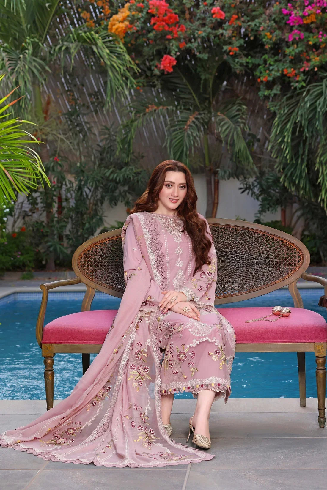 Aneela’s Luxury Dhanak Emb 3PC - MC9084