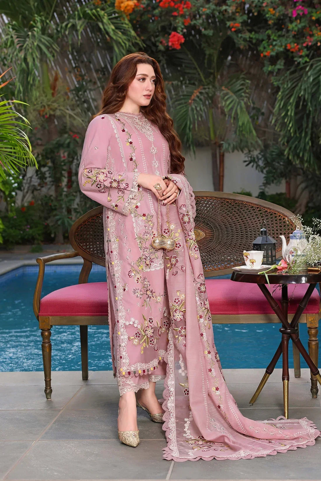 Aneela’s Luxury Dhanak Emb 3PC - MC9084