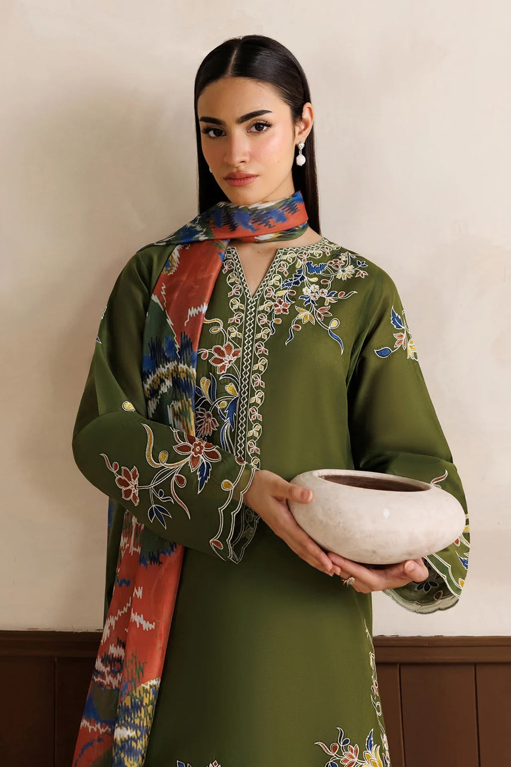Barouqe 3PC Dhanak Winter Suit – 9079 AZ