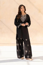 Lazuli 2-Piece Dhanak Embroidered Winter Wedding Suit – Code 6002