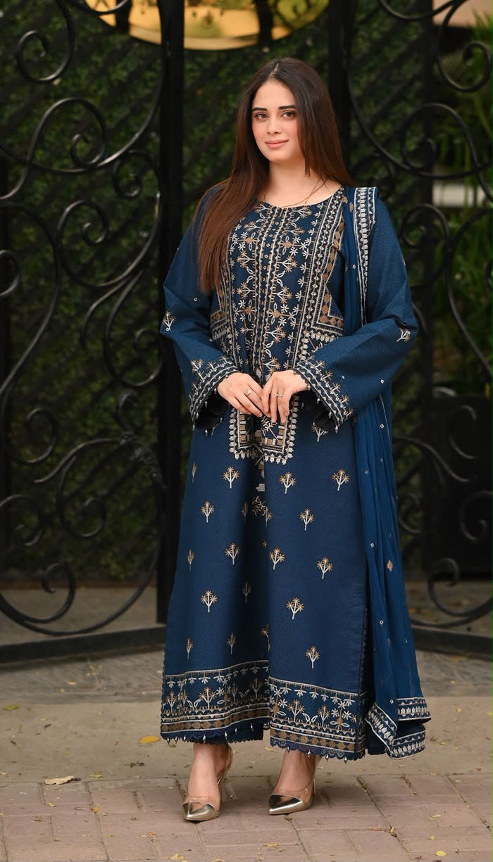 Libaas 3PC Dhanak Winter Suit – 7468 FB