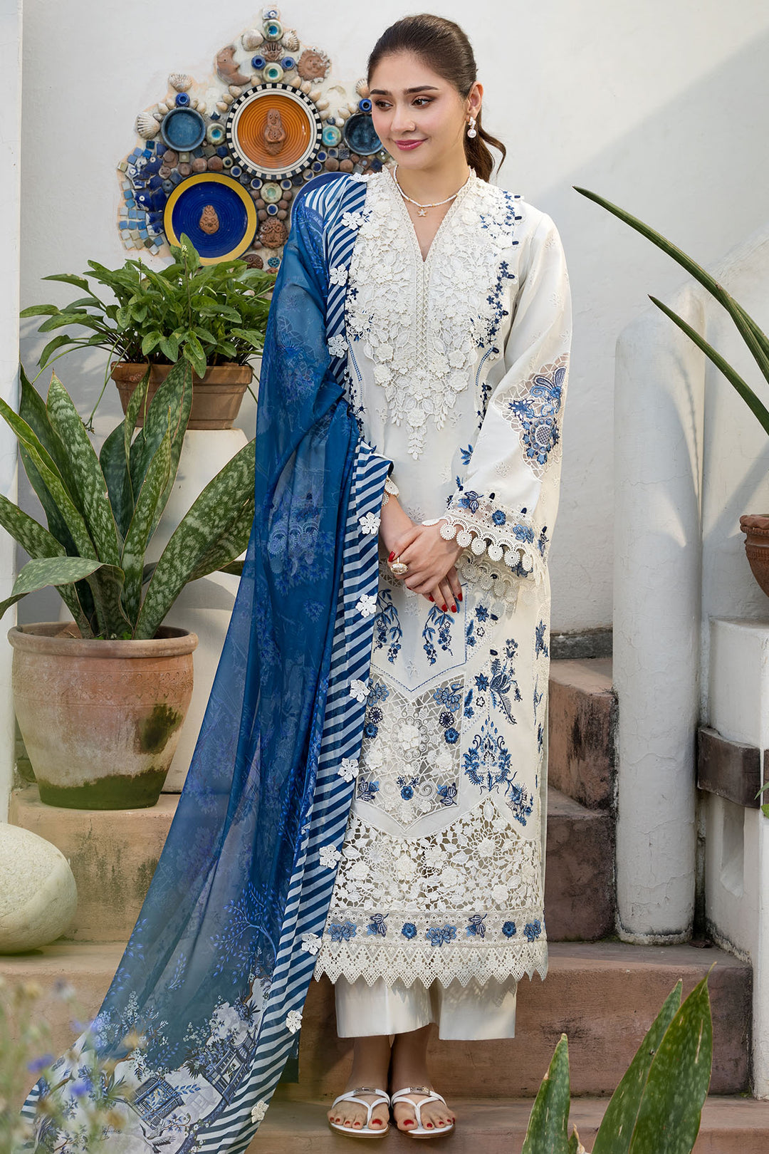 MOTIFZ Dhanak Emb 3PC -MC9030