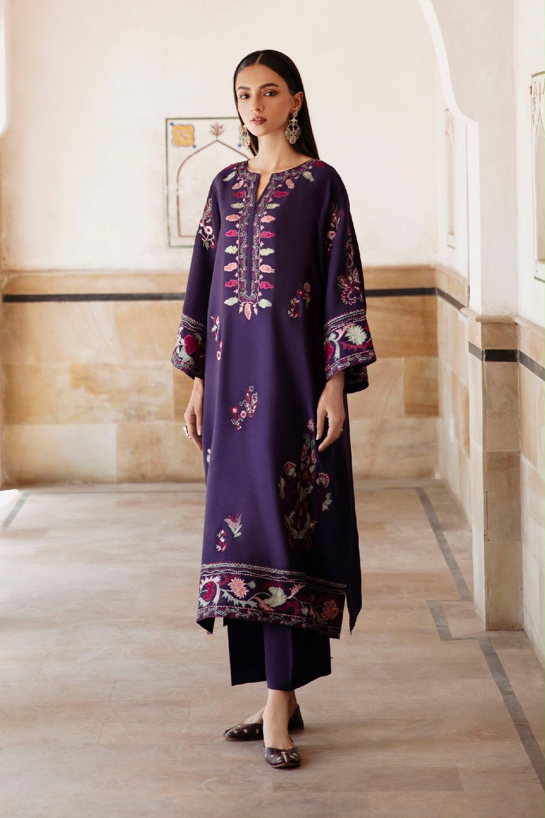 Zunaira Hameed Dhanak Embroidered 2-Piece Winter Wedding Suit – 7486
