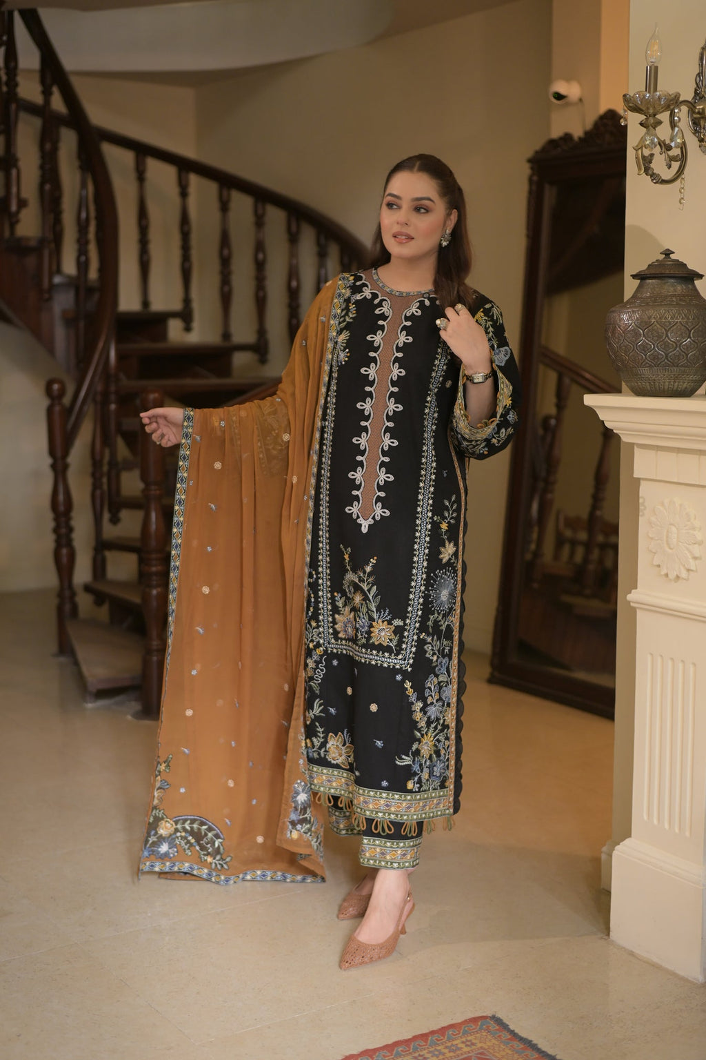 Aneela's Dhanak Emb 3PC -MC10014