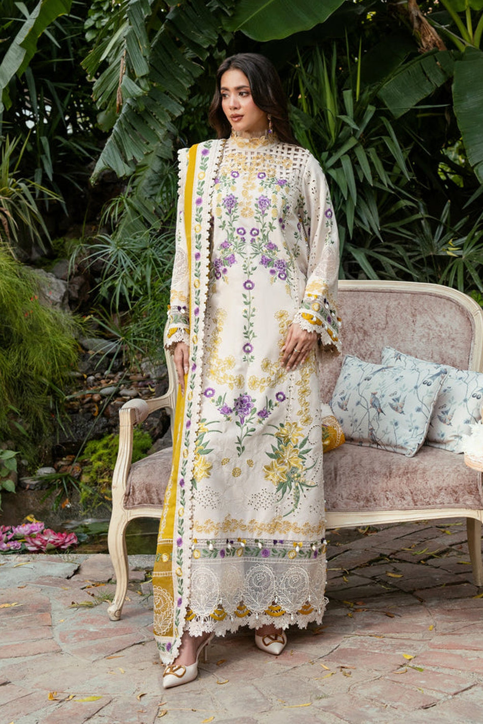 Aneela's Luxury Emb 3PC -MC7514