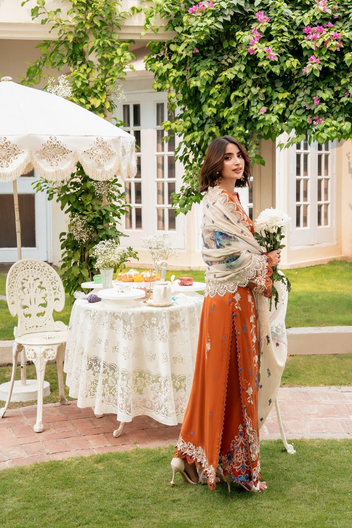 Aneela's Luxury Dhanak Emb 3PC -MC7521