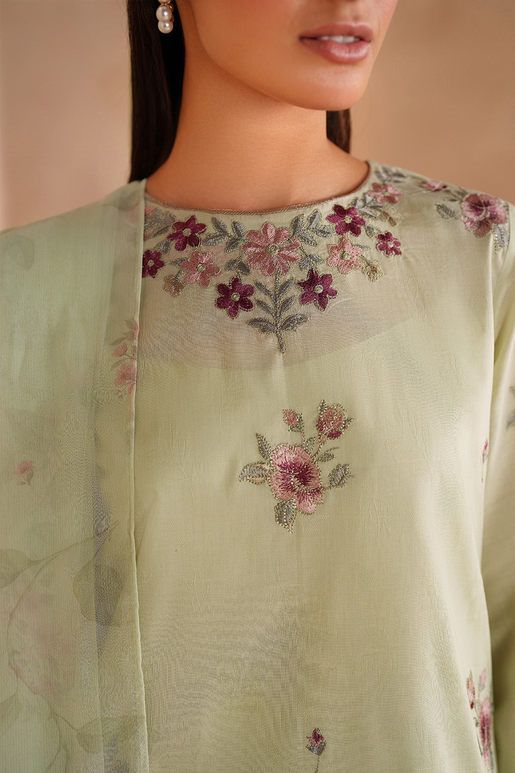 Iznik Dhanak Emb 3PC -MC 10012