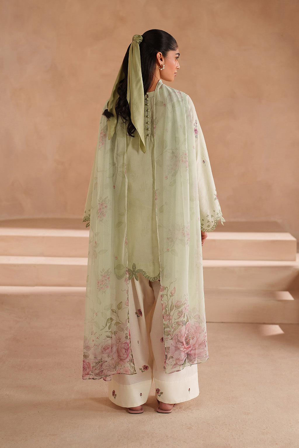 Iznik Dhanak Emb 3PC -MC 10012