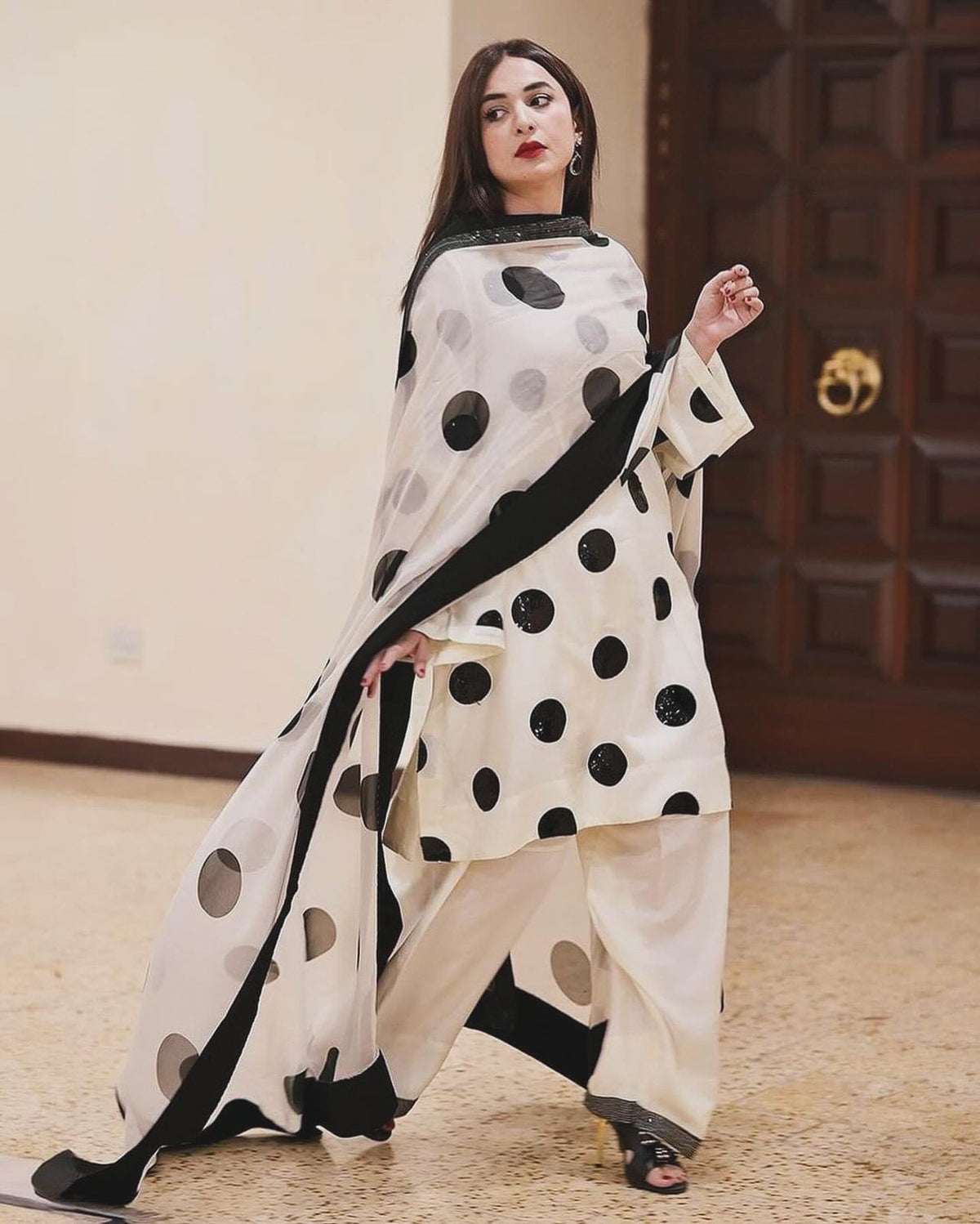 Zara Shahjahan Dhanak 3PC -MC7053